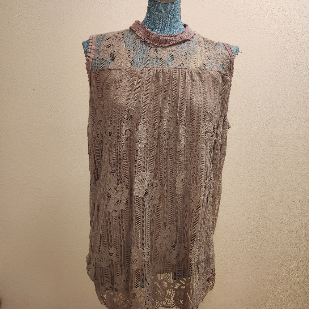 Dusty rose lace top